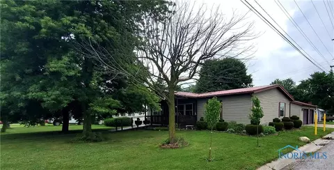209 Taylor Dr, West Unity, OH 43570 photo 9