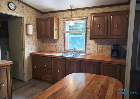 209 Taylor Dr, West Unity, OH 43570 photo 24