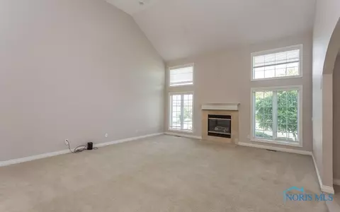 8900 White Eagle, Sylvania, OH 43560 photo 7