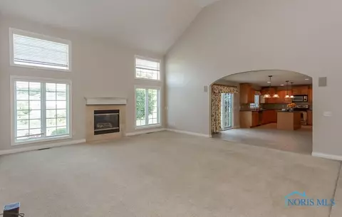8900 White Eagle, Sylvania, OH 43560 photo 6