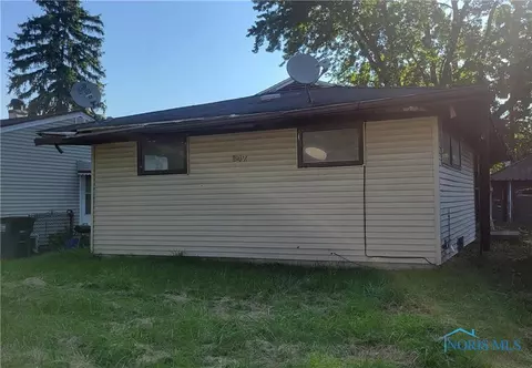 642 Ranch Dr, Toledo, OH 43607 photo 1
