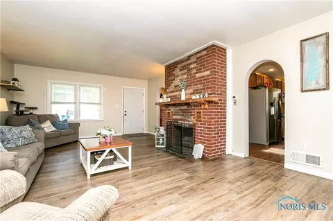 415 E Hamilton St, Bryan, OH 43506 photo 15