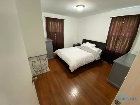 609 Cuthbert Rd, Toledo, OH 43607 photo 8
