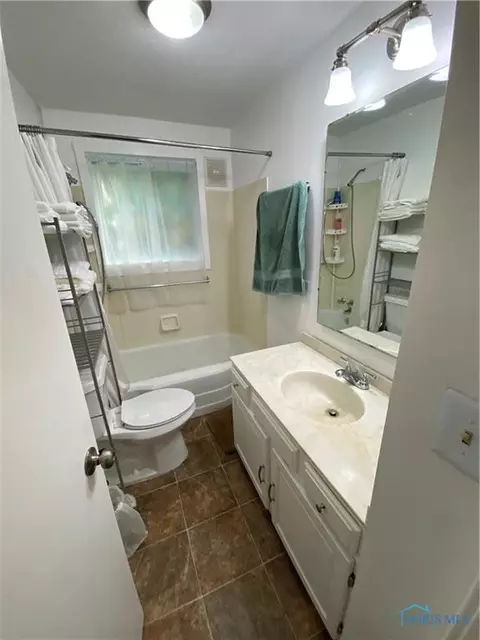 609 Cuthbert Rd, Toledo, OH 43607 photo 10