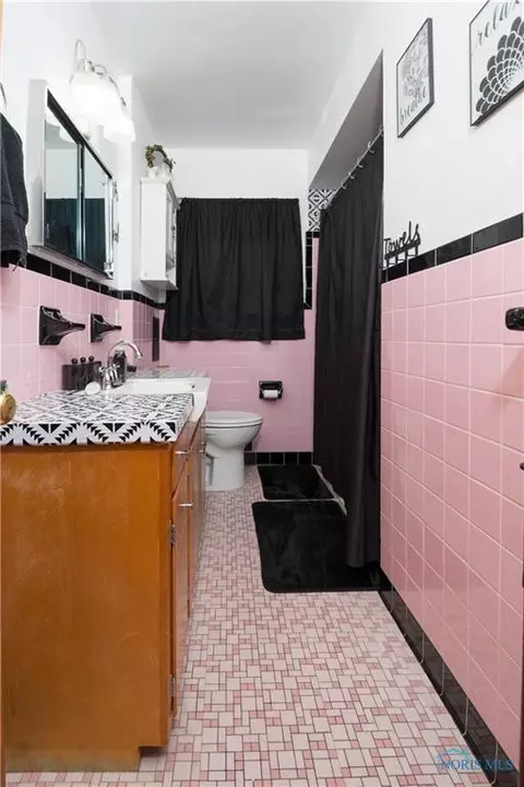2838 E Sullivan Dr, Toledo, OH 43613 photo 9
