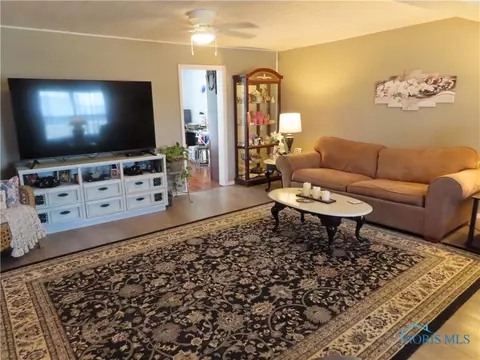 724 E Wilson St, Bryan, OH 43506 photo 15