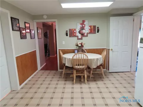 724 E Wilson St, Bryan, OH 43506 photo 11