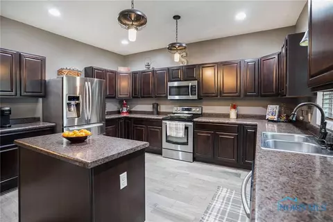 309 E Dixon St, Forest, OH 45843 photo 17