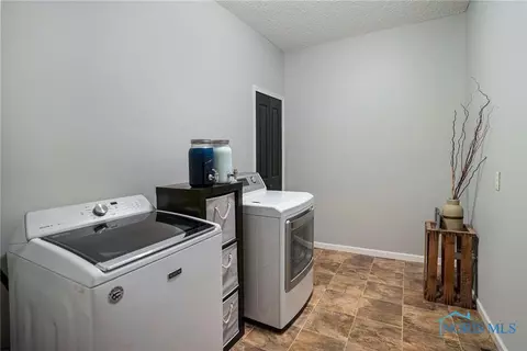 309 E Dixon St, Forest, OH 45843 photo 21
