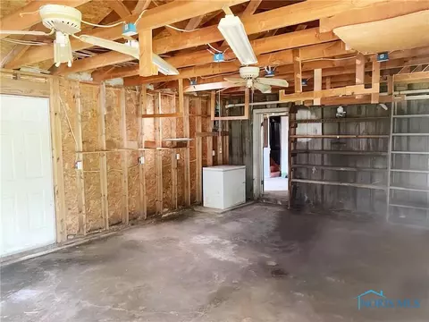 702 S Main St, Bryan, OH 43506 photo 5