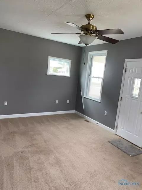 656 E Second St, Ottawa, OH 45875 photo 1