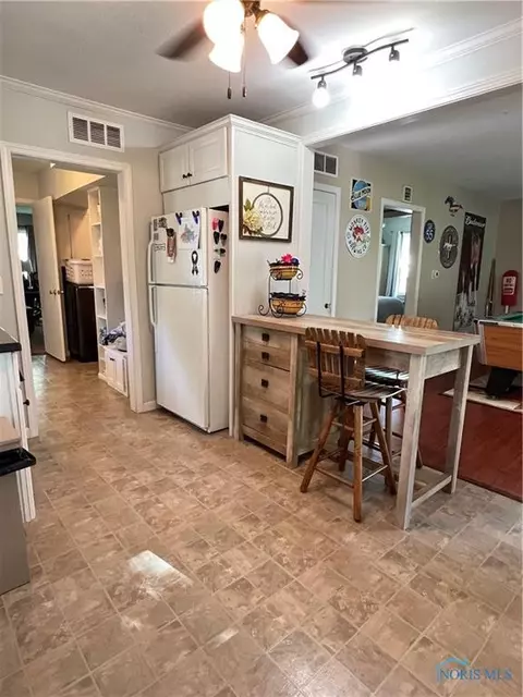111 Elbar Dr, Bryan, OH 43506 photo 11