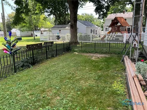111 Elbar Dr, Bryan, OH 43506 photo 6
