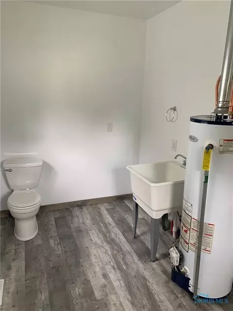 209 S Cherry St, Bryan, OH 43506 photo 9