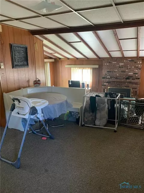 704 N Cedar St, West Unity, OH 43570 photo 6