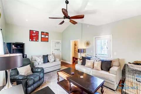 636 Edith Ave, Findlay, OH 45840 photo 18