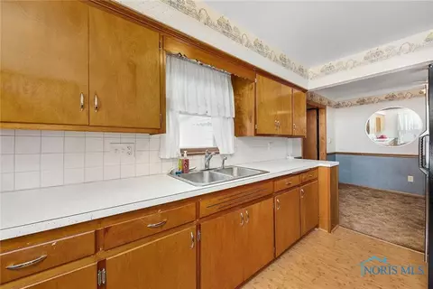 1601 Lawnview Ave, Toledo, OH 43607 photo 13