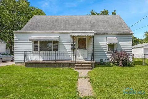 1601 Lawnview Ave, Toledo, OH 43607 photo 1