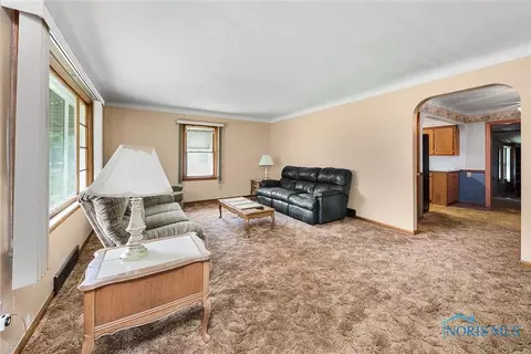1601 Lawnview Ave, Toledo, OH 43607 photo 5