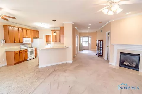 7322 Sloop Ct, Maumee, OH 43537 photo 6