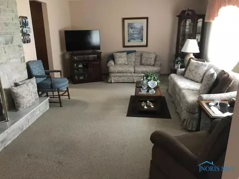 3416 Fleitz Rd, Oregon, OH 43616 photo 3