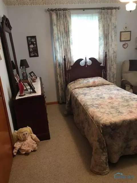 3416 Fleitz Rd, Oregon, OH 43616 photo 9