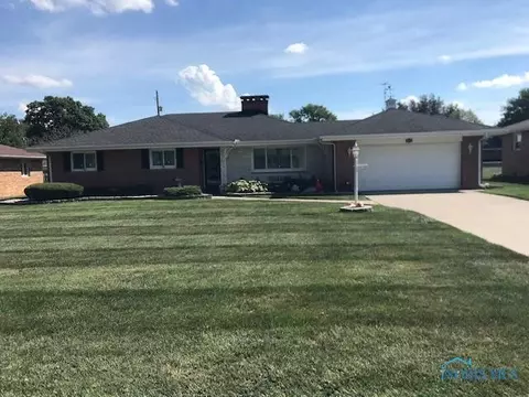 3416 Fleitz Rd, Oregon, OH 43616 photo 1