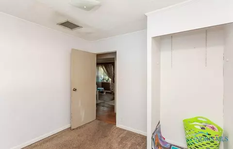 4426 Thackeray Rd, Maumee, OH 43537 photo 18