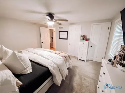 239 W Maple St, Deshler, OH 43516 photo 22