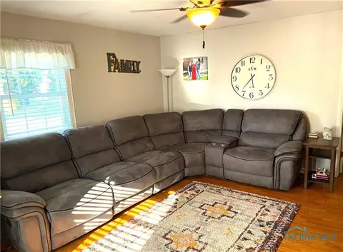 426 Vine St, Archbold, OH 43502 photo 9