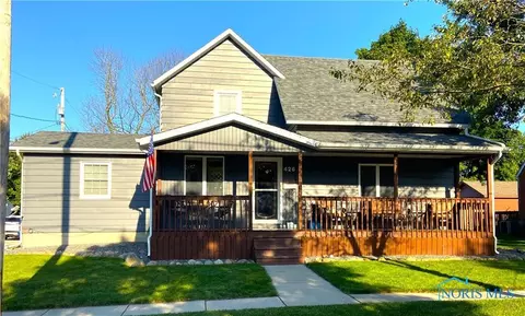 426 Vine St, Archbold, OH 43502 photo 1
