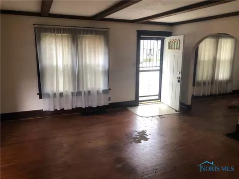 321 S Allen St, Bryan, OH 43506 photo 8