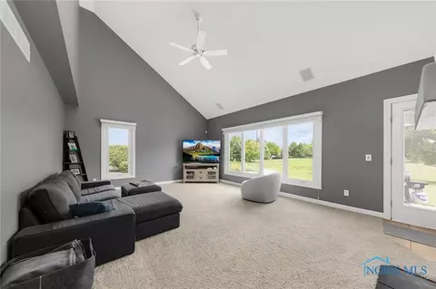 8911 White Eagle, Sylvania, OH 43560 photo 21