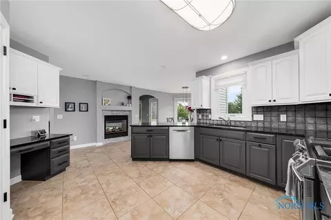 8911 White Eagle, Sylvania, OH 43560 photo 14