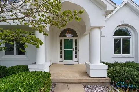 8911 White Eagle, Sylvania, OH 43560 photo 3