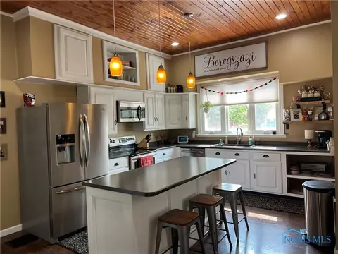 109 E River St, Antwerp, OH 45813 photo 16