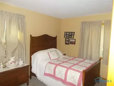 655 Pine St, Wauseon, OH 43567 photo 10