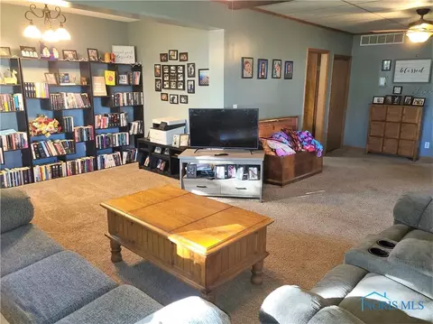 19 Liberty St, Leipsic, OH 45856 photo 5