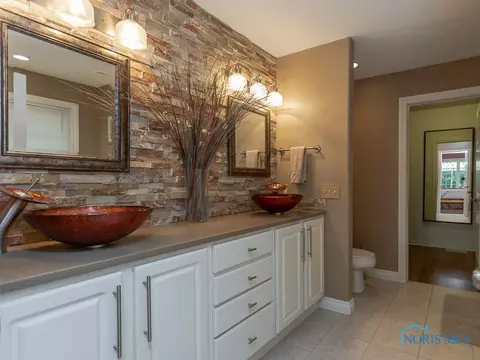 8943 White Eagle E, Sylvania, OH 43560 photo 36