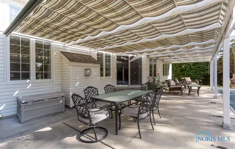 8943 White Eagle E, Sylvania, OH 43560 photo 9