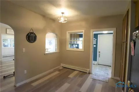 608 Cherry St, Genoa, OH 43430 photo 7