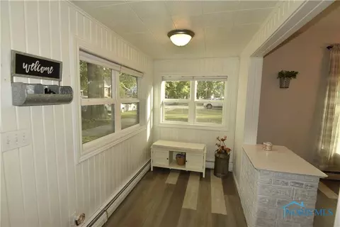 608 Cherry St, Genoa, OH 43430 photo 3