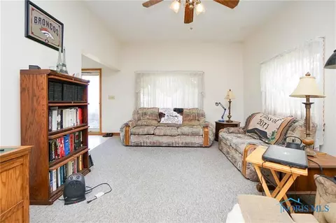 236 E South St, Mccomb, OH 45858 photo 6