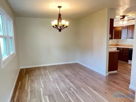 401 Fairview Dr, Bryan, OH 43506 photo 6