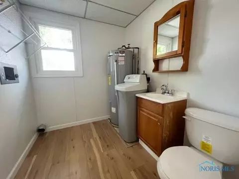 401 Fairview Dr, Bryan, OH 43506 photo 9