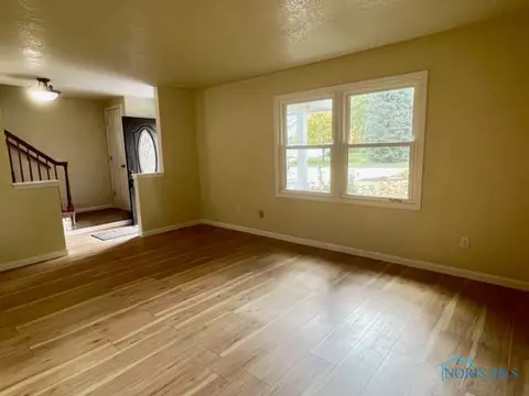 401 Fairview Dr, Bryan, OH 43506 photo 7