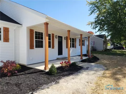 533 Baker Ct, Upper Sandusky, OH 43351 photo 2