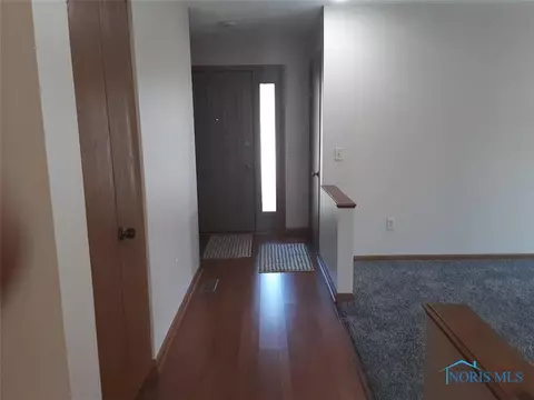 3741 Farmbrook Dr, Sylvania, OH 43560 photo 17