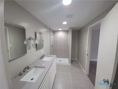 423 N Cherry St, Paulding, OH 45879 photo 11