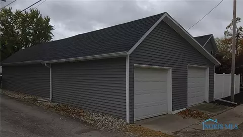 423 N Cherry St, Paulding, OH 45879 photo 23